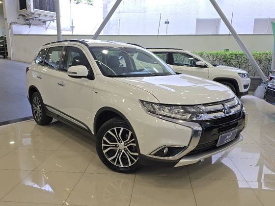 MITSUBISHI OUTLANDER 3.0 GT 4X4 V6 24V GASOLINA 4P AUTOMÁTICO